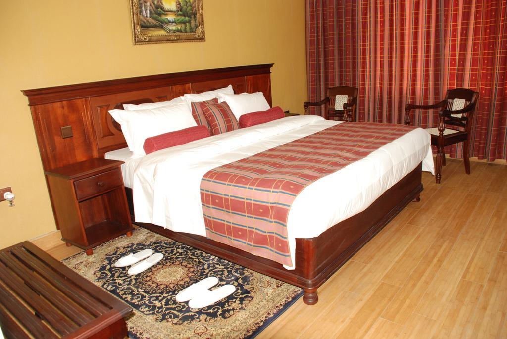 Eagle Palace Hotel Νακούρου Εξωτερικό φωτογραφία