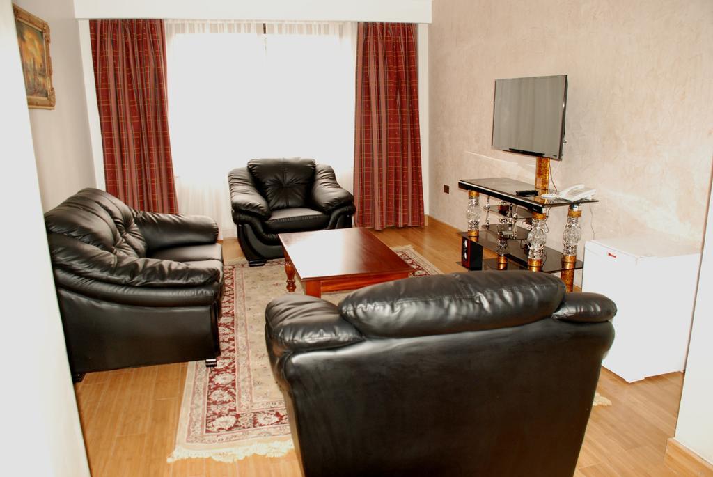 Eagle Palace Hotel Νακούρου Δωμάτιο φωτογραφία