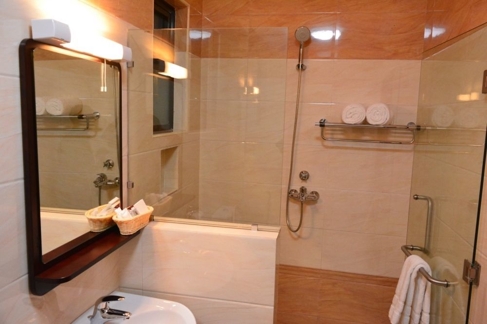 Eagle Palace Hotel Νακούρου Εξωτερικό φωτογραφία